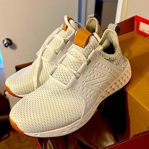 New Balance Fresh Foam Cruzv 1 white sneakers